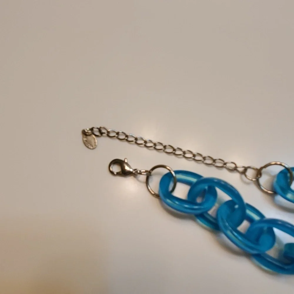 Ali-Khan New York turquoise color link necklace NEW